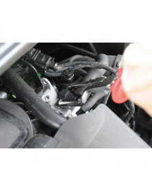 Pince pour durite de carburant - KS TOOLS | Mongrossisteauto.com