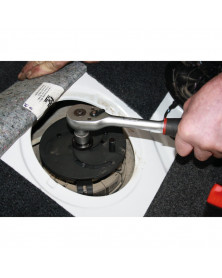 Clé pour trappe de réservoir à 3 bras KSTOOLS | Mongrossisteauto.com