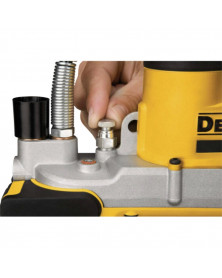 Pompe à graisse électrique, dewalt, XR 18V (batterie et chargeur inclus) - DEWALT | Mongrossisteauto.com