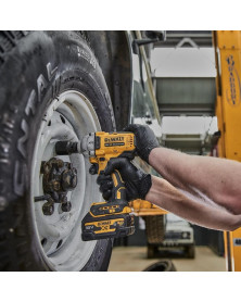 Boulonneuse à choc, ½”, XR 18V, 812 Nm - Dewalt | Mongrossisteauto.com