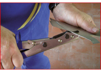 Utilisation grignoteuse manuelle | Mongrossisteauto.com