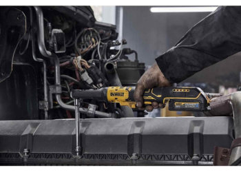 Utilisation clé à cliquet sans fil | Mongrossisteauto.com