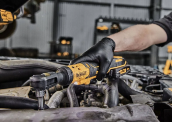 Utilisation clé à cliquet Dewalt | Mongrossisteauto.com